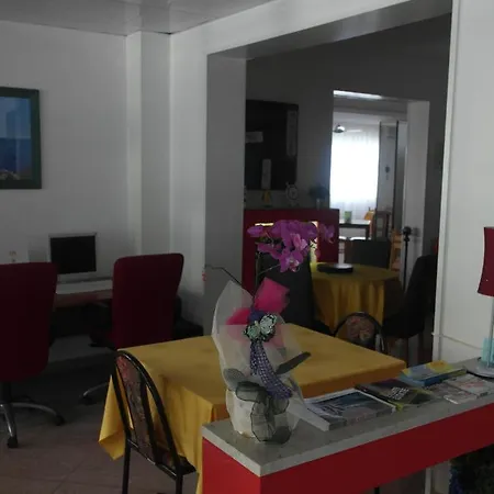 酒店 Astridhotel 贝拉里亚-伊贾马里纳