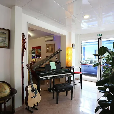 酒店 Astridhotel 3*